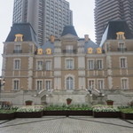 恵比寿ガーデンプレイスの象徴的な建造物「ジュエル・ロブション」の城