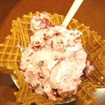 コールド・ストーン・クリーマリー - Berry Angel 