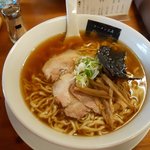 ラーメン工房 麺家 - らーめん(太麺)
