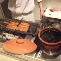 鰻割烹まえはら - いい備長炭とタレで焼く