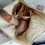 チクテベーカリー - 本日購入のパン
      夏場は麻などのトートバッグがあると　焼きたてのパンがぐしゃっとしなくて良いですよ♪