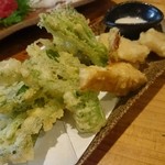 うちのおかん時々おとん - つぼみ菜と筍の天ぷら