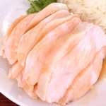 海南鶏飯食堂M - 海南鶏飯 900円 のゆでた鶏肉