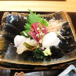 白虹 - 鮪、スミイカ、ヒラメの昆布締め、ヒラメのお造り