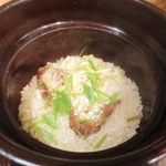 白虹 - のど黒とお揚げの土鍋ご飯
  しじみの赤出汁
  香の物、人参、大根菜、大根、鰹節