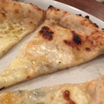 PIZZERIA BACI - 150530 フォルマッジ