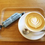 ウィークエンダーズコーヒー オール ライト - カプチーノ、マーブルチョコバー