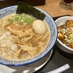 松軒中華食堂 - 料理写真: