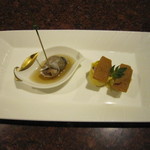 ローズルーム名古屋 - 先附けはバイ貝醤油漬け、ふぐ皮と蟹の錦糸卵巻き！
            バイ貝は程々に柔らかさがあり、わたのほろ苦さも控えめで食べやすかった