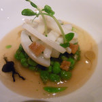 レストラン サンパウ - スミイカとスナップエンドウ、イカ墨とワタのソース