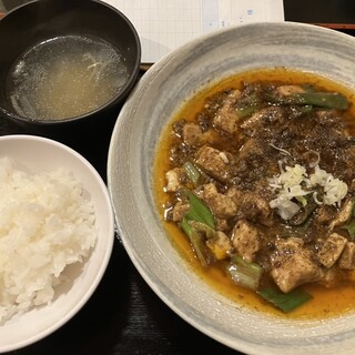 四川麻婆専門店 ホントのしあわせ_1