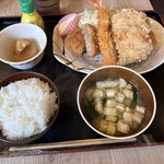 食堂倶楽部よしび - 料理写真: