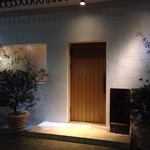 御田町 桃の木 - 2015　外観はシック