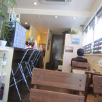 カフェ　みつばち - 店内の様子