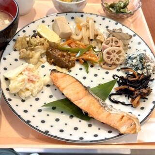 ごはんや くろしお_2