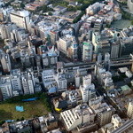 ザ・リッツ・カールトン東京 - 六本木交差点を覗くと…