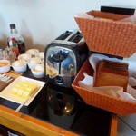 ザ・リッツ・カールトン東京 - トースト系