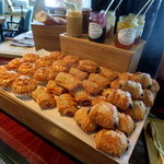 ザ・リッツ・カールトン東京 - デニッシュ類も豊富