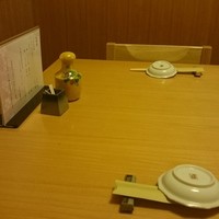 なかや寿司 - 机