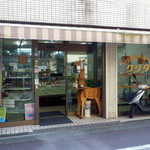 駅南にあります