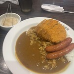 CoCo壱番屋 - 料理写真:メンチカツ&ソーセージ