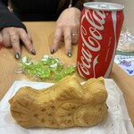 むっちゃん万十 - 料理写真:合計¥1,400でコンプしたガシャポンと共に｡｡｡