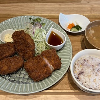 月夜野庭 銀の月_1
