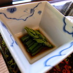 玉貴 - しおで（山アスパラ）