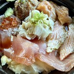 魚丼 - 料理写真: