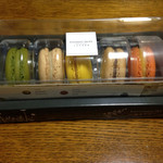 カズノリ イケダ アンディヴィデュエル - マカロン達