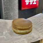 十勝あんこのサザエ - 料理写真:大判焼き(豆乳粒あん)