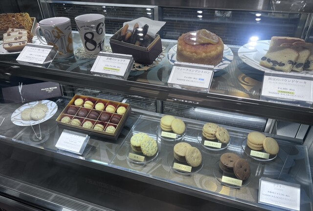 FRANCK MULLER PÂTISSERIE GINZA SIX （フランク ミュラー