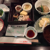 美濃吉 新阪急ホテル店 - 京の朝食膳