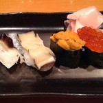 Sushidokoro - トリ貝、西貝、ウニ、いくら