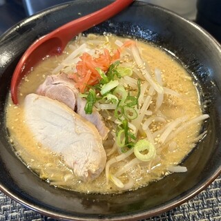 麺屋 かなで_1