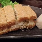 へぎそば匠 - ねぎ納豆ジャンボ油揚げのハーフサイズ