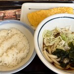 山田うどん - 料理写真: