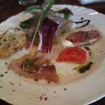 ピッツェリア ブラチェリア チェザリ - 前菜の盛り合わせ