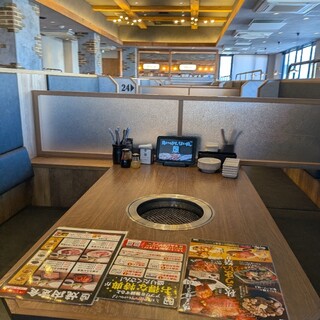 牛角食べ放題専門店_2