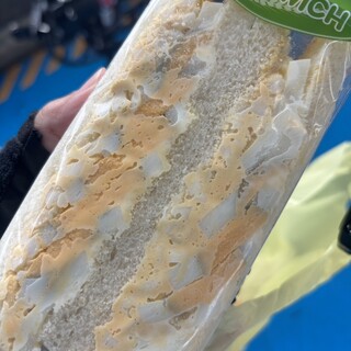 パン工房 クーロンヌ_0