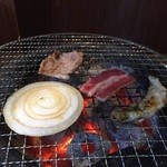 Genki Shichirin Yakiniku Gyuushige - 5/25  焼き焼き