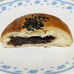 キャパトル - 料理写真:小倉あんぱん