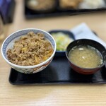吉野家 - 料理写真:牛丼お新香みそ汁セット 715円