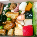 八田 - 素材の生きた薄味で、出汁が香ります。