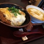 純愛うどん なでしこ - カツ丼セット950円（税込）　※2015年5月