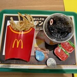マクドナルド - 料理写真:マックフライポテトL・プレミアムローストコーヒーM