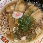 ギョウザ オウショウ - 料理写真:昔ながらの中華そば¥748(税込み26年10月)