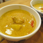 kitchen 熱風アジア - マッサマンチキンカレータイ風