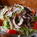 魚山人 - 定番のタコカルパッチョ。山盛り♪