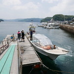 魚山人 - 港に船で迎えにきてくださいます♪